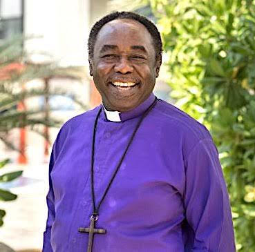 Gov Lalong Felicitates With Archbishop Benjamin Kwashi @ 67